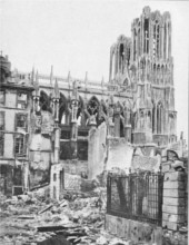 Cathédrale de Reims incendiée