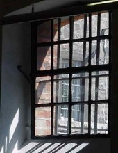 Fenêtre d'une cellule de prison