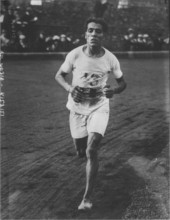 Ahmed Djebelia, vainqueur français du marathon de Londres en 1914
