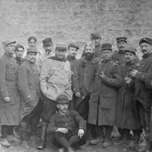 Louis Pergaud soldat, avec ses hommes (photo prise la veille de sa mort)
