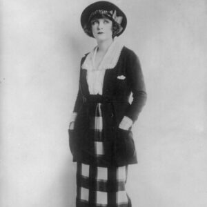 Modèle de tailleur, photographie de mode (1920)