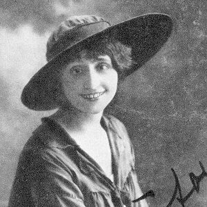 Photo de Louise de Coligny-Chatillon, amante de Guillaume Apollinaire (1919)